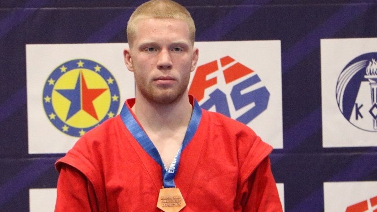 Leco (19) uit Rinsumageast derde op EK van speciale Russische vechtsport