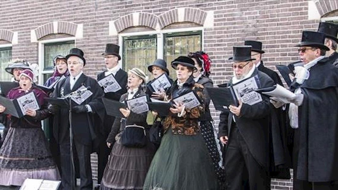 Oud Engels Straattheater Hengelo