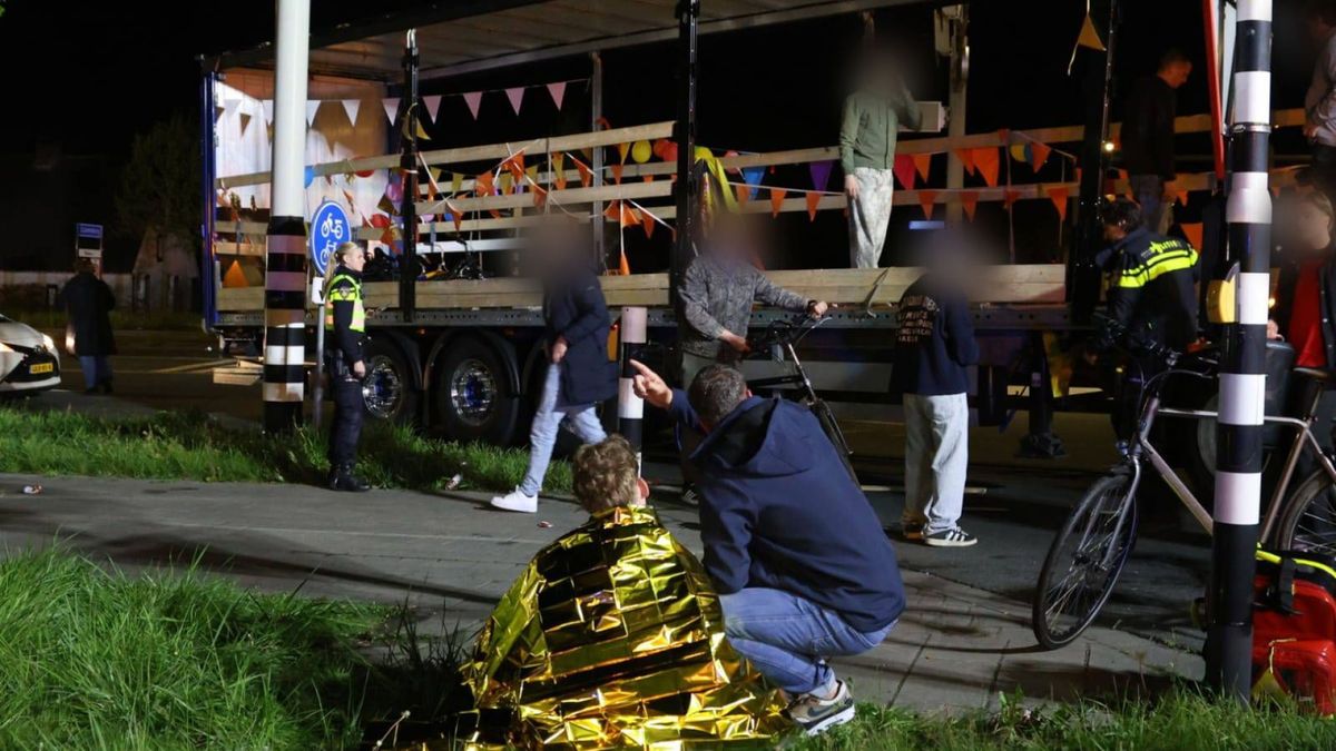 Meerdere gewonden bij ongeval met feestkar