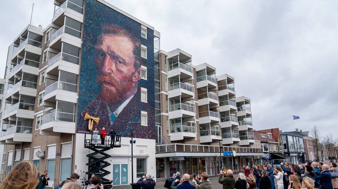 Onthulling Doek Van Gogh Hoogeveen