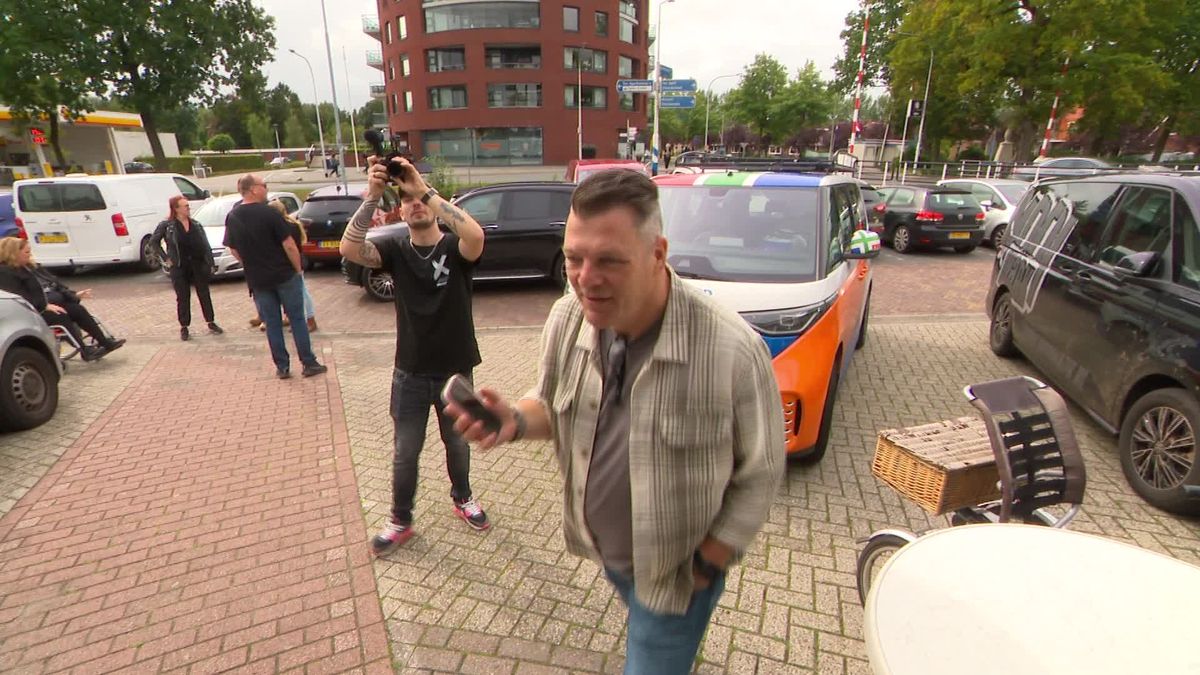 Drentse boerenrockers ontmoeten Groningse fans in Musselkanaal