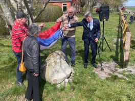 Verzetsstrijders na 81 jaar herdacht met panelen op plek waar ze omkwamen
