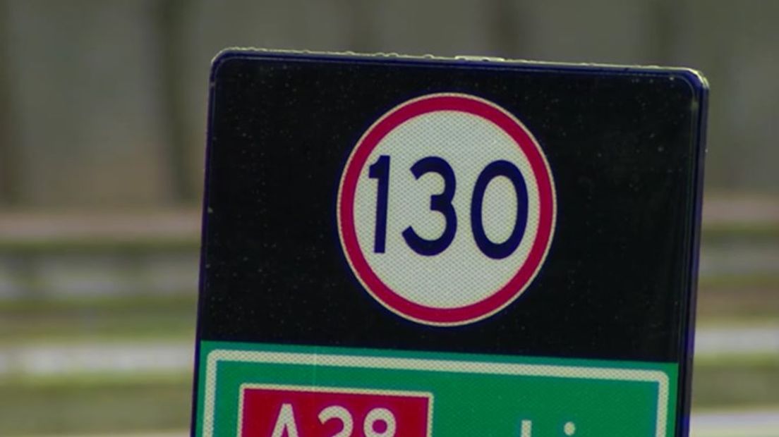 Op veel snelwegen is de maximale toegestane snelheid nu 130 kilometer per uur (Rechten: archief RTV Drenthe)