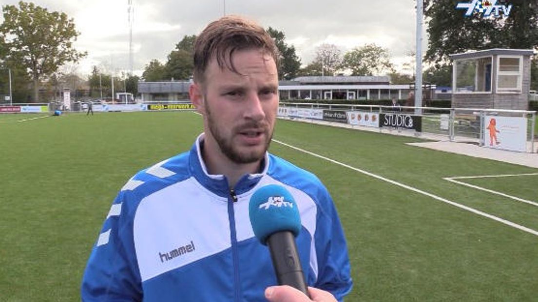 Björn Zwikker schoot de 2-0 voor Hoogeveen binnen (Rechten: vv Hoogeveen)