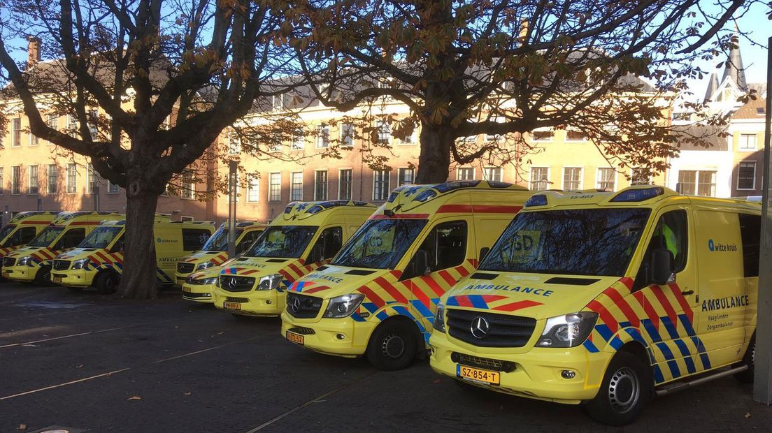 Actie ambulancepersoneel Hofplaats Den Haag