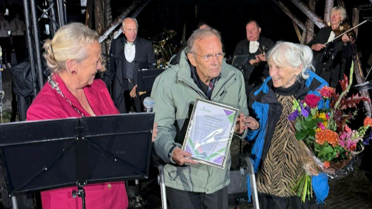 Culturele duizendpoot Jan Veenstra (74) overleden