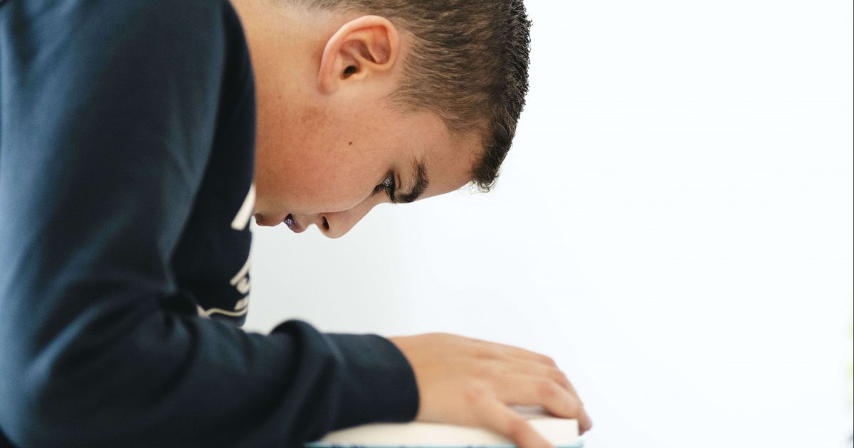 子どもたちは何ヶ月も学校に行っていませんでした：「戻る方法はありません」