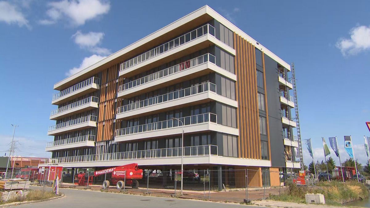 Bouw van hotel wordt hervat, ondanks vermoeden van huisvesting arbeidsmigranten