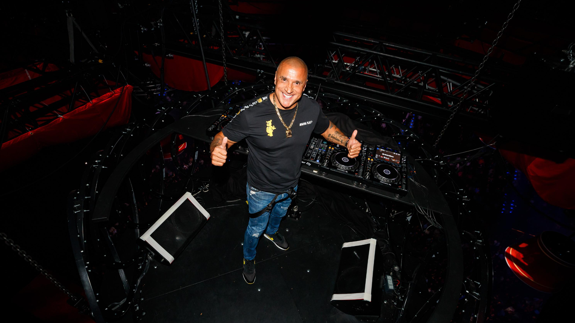 Paul Elstak tijdens de Vrienden van Amstel LIVE eerder dit jaar.