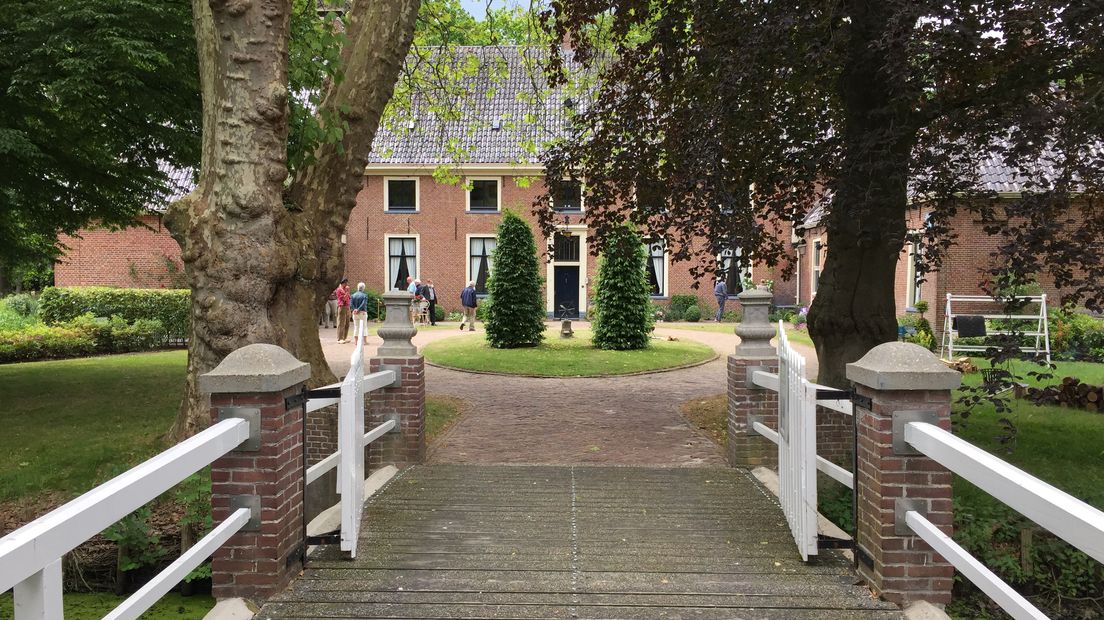 Havezate van Landgoed Mensinge splitst van de Winsinghhof (Rechten:RTV Drenthe/Ronald Oostingh)