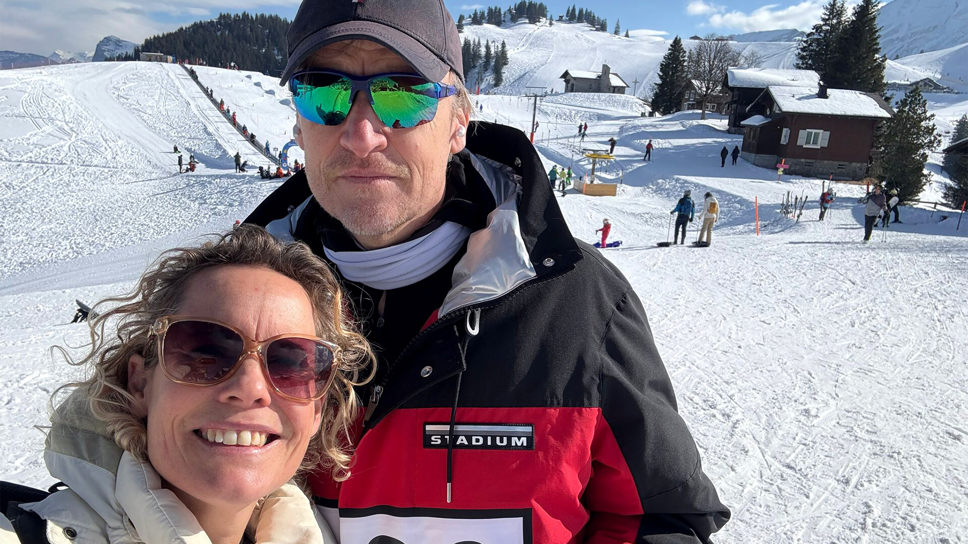 Leo en syn frou Tanga binne echte wintersporters