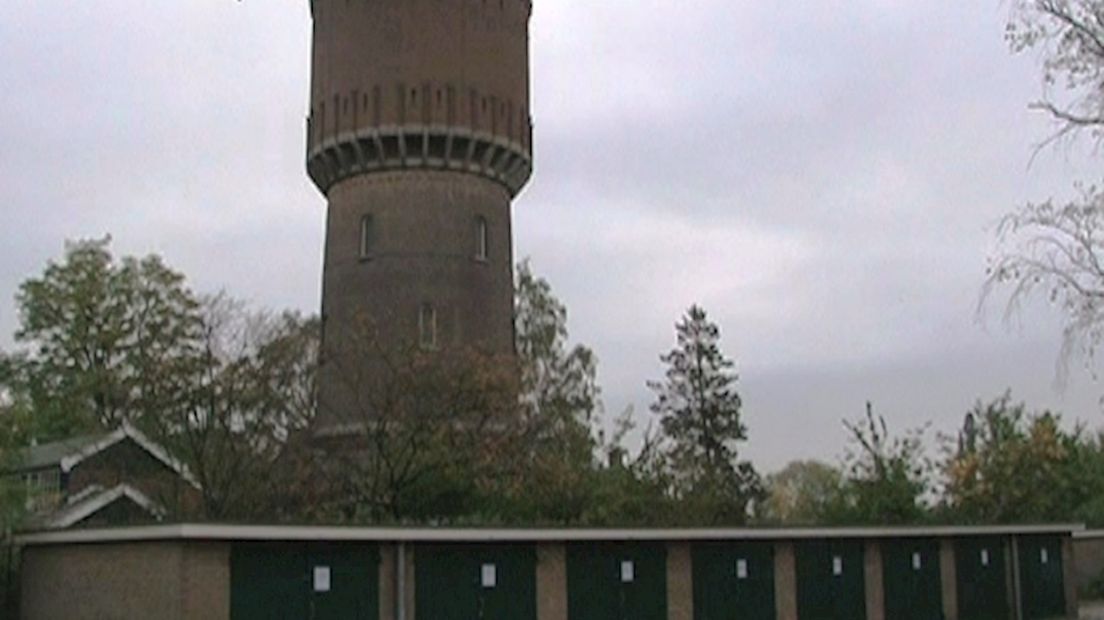 Watertoren op instorten