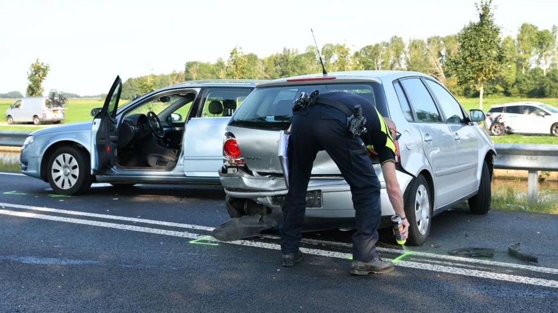 De politie onderzoekt de exacte oorzaak van het ongeluk (Rechten: De Vries Media)