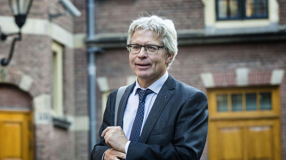 Ferd Crone, burgemeester van Leeuwarden