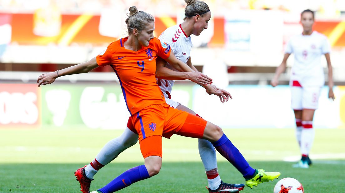 Vivianne Miedema in actie tijdens de EK-finale van zondag (ANP/Vincent Jannink)