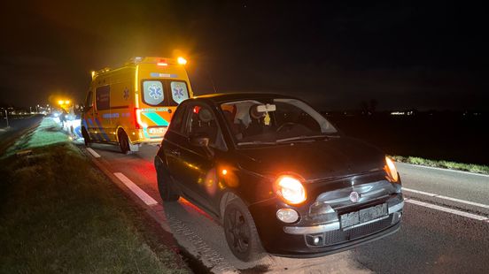 Twee scooters gaan in vlammen op in Losser | Voetganger veroorzaakt ongeluk op N-Weg. Twee scooters gaan in vlammen op in Losser | Voetganger veroorzaakt ongeluk op N-Weg.
