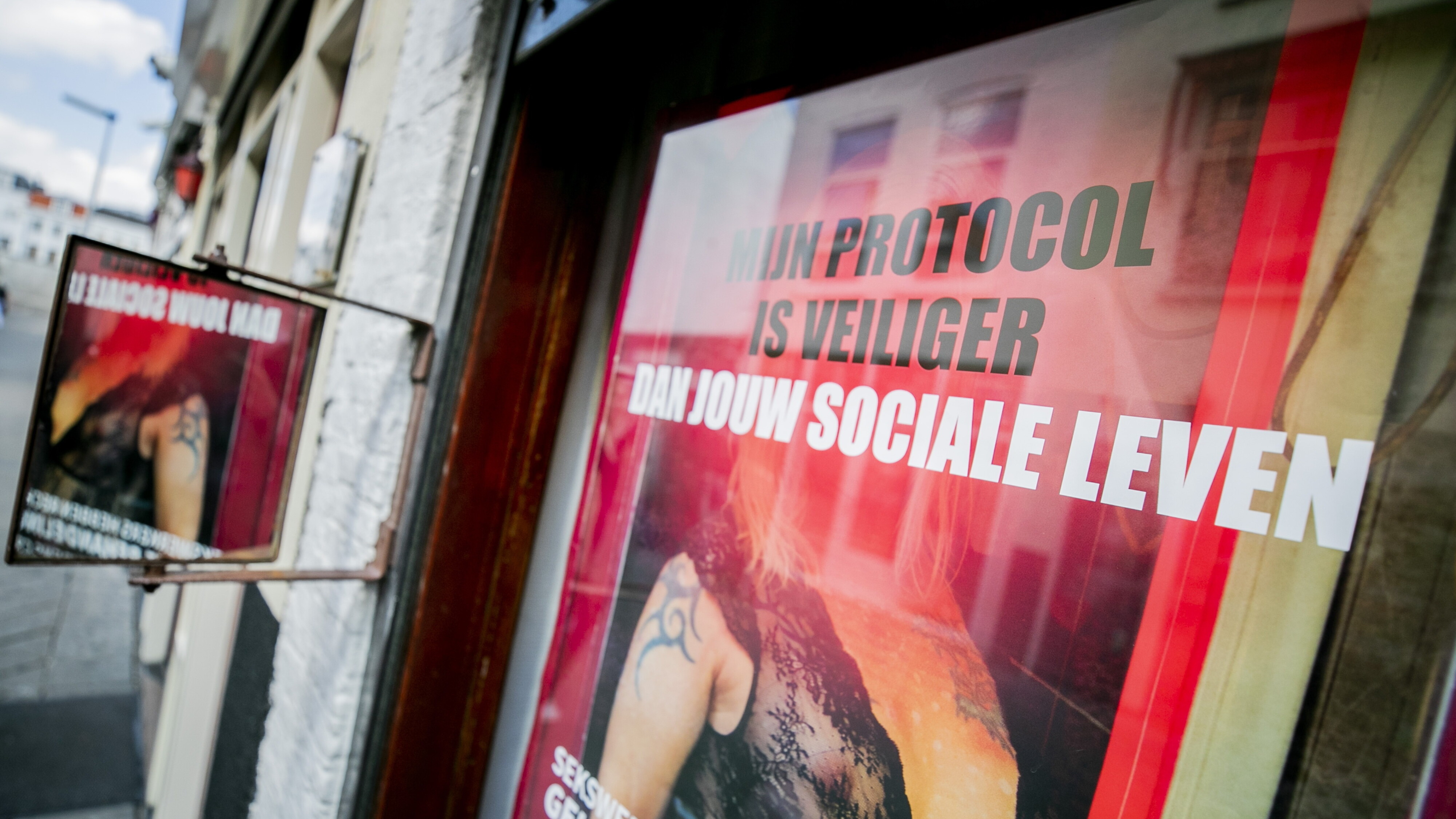 Kampagneposter om prostitúsje feiliger te meitsjen