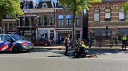 112-nieuws: Naakte man gearresteerd op Zuiderdiep • Scooterrijder en automobilist botsen