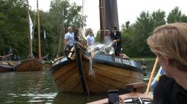 Dit 130 jaar oude schip vaart eindelijk weer in Harderwijk