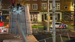 Man al meer dan twee uur op bovenleiding in Arnhem, busverkeer ontregeld