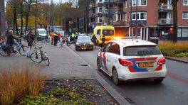 Brommer en auto botsen in centrum van Emmen