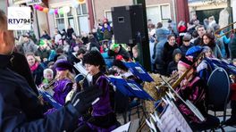Wilhelminaband speelt voor Sinterklaas
