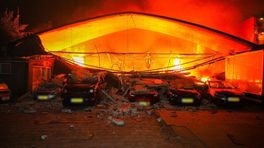 Grote brand in centrum Arnhem, tientallen bewoners op straat