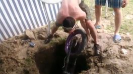 TT-gangers begraven motor op camping in Assen