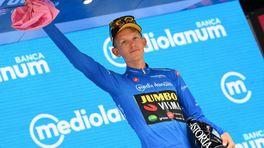 Koen Bouwman grijpt etappe in Giro en zet unieke prestatie neer