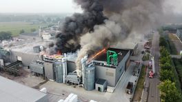 Grote brand bij houtverwerkingsbedrijf Venray