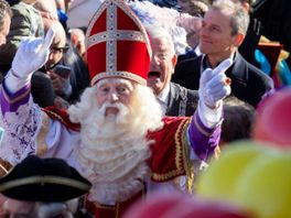 IN BEELD: Sinterklaasintocht vanaf Scheveningen naar centrum