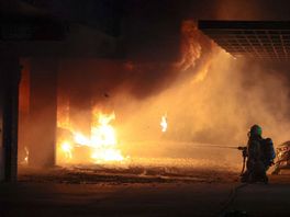 Brand in parkeergarage Den Haag, tientallen huizen ontruimd: 'Mensen riepen: brand, brand, brand'
