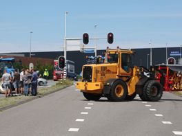 Boerenprotest | Blokkeerboeren vertrekken bij distributiecentrum Hoogvliet