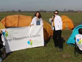 Jonge Democraten voert actie met tentenkamp in polder Rijnenburg