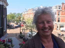 Straatwijs: oud-wethouder Marjolein de Jong (D66) geniet van de Aert van der Goesstraat