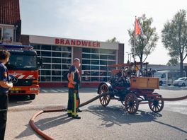 Honderd jaar oude brandweerspuit in volle glorie te zien in Sassenheim