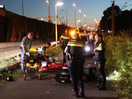 112-nieuws | Scooterrijder onderuit naast A12 - Veel schade bij botsing Den Haag