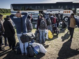 'Er komen nu 100 mensen jullie kant op': zo ving Utrecht razendsnel asielzoekers uit Ter Apel op