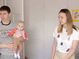 Anna en Eugene vluchtten met hun drie maanden oude baby uit Oekraïne: 'Tanks rolden door onze straat'