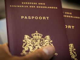 Politiek wil opheldering over jarenlange vervalsing paspoorten: 'Hoe is dat in vredesnaam mogelijk?'