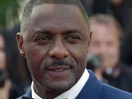 James Bond-kandidaat Idris Elba wil fierljeppen: "Die cursus wil ik hem dan wel geven"