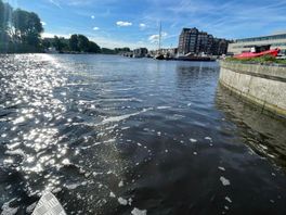 Luchtbellenmuur in Oude Rijn bij Katwijk voorkomt plastic in Noordzee