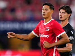 Reijnders over FC Twente-interesse: "Geen enkele reden om weg te gaan bij AZ"