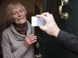 Nieuwe slinkse oplichtingstruc aan de deur, vooral ouderen slachtoffer