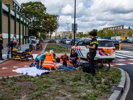 112-nieuws:  Aanrijding tussen auto en elektrische fiets Vlaardingen | Automobilisten rijbewijs kwijt na hinderen ambulance