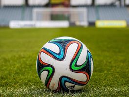 KNVB wijst kritiek voetbalclub Kampong van de hand, OneLove-campagne gaat door