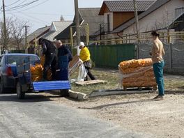 Ynsammeljen helpmiddels foar Oekraïne ferrint dreech, "Wylst de need heger is as oait"