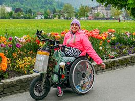 Droomreis van rolstoelbackpacker Kris moet misschien stoppen: 'Arts wil dat ik naar huis kom'
