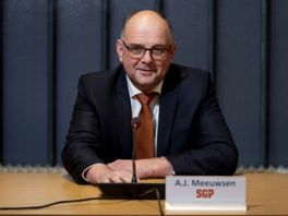 Ad Meeuwsen tweede SGP-wethouder Reimerswaal, Leefbaar zoekt door: 'Desnoods tot na de zomer'