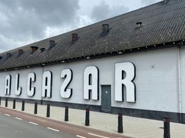 Legendarische discotheek Alcazar sluit voorgoed en veilt inboedel: van de draaitafel tot de ijskar